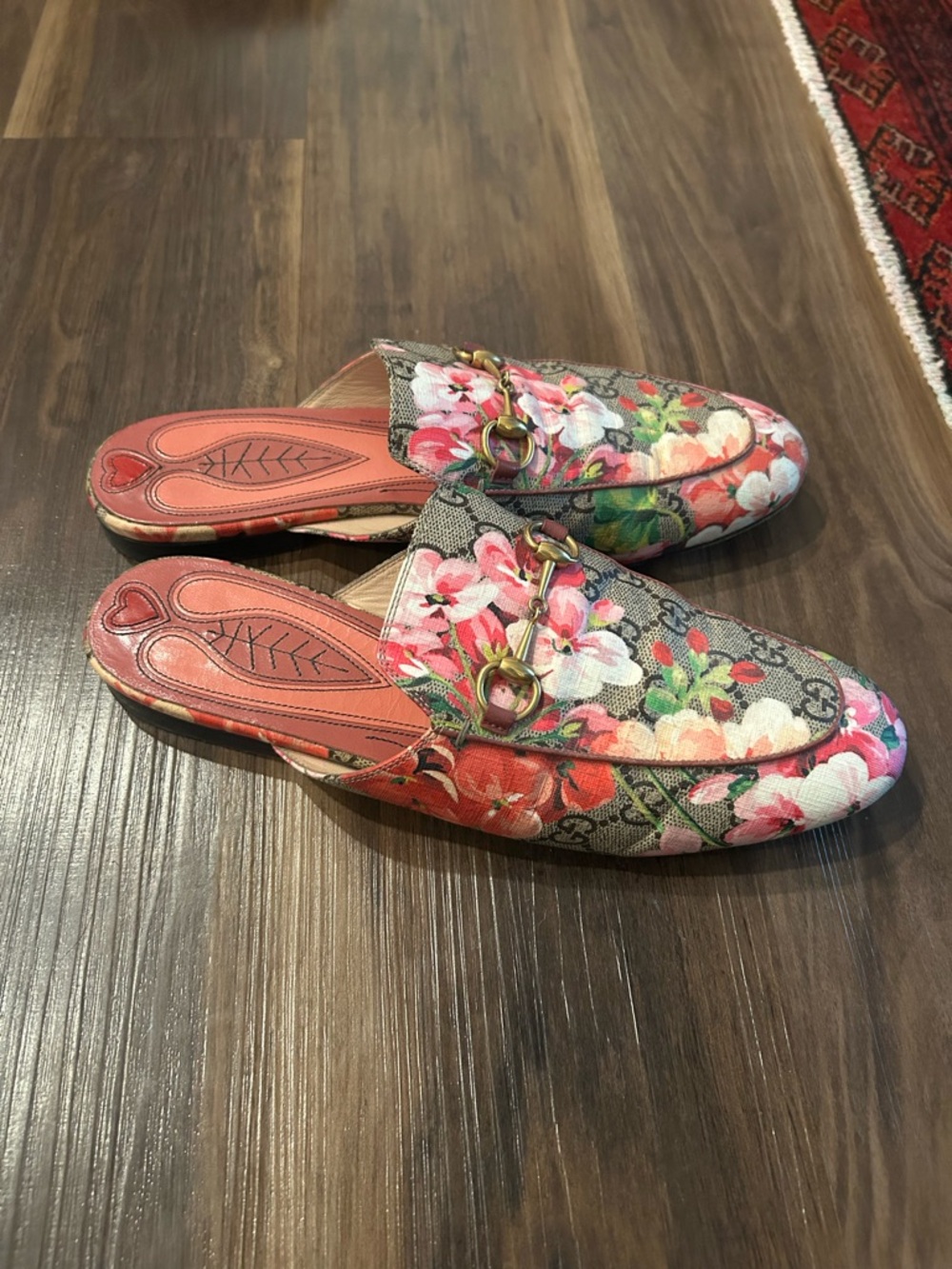 Gucci Princetown GG Blooms Floral Women’s Mules - Picture 3 of 3